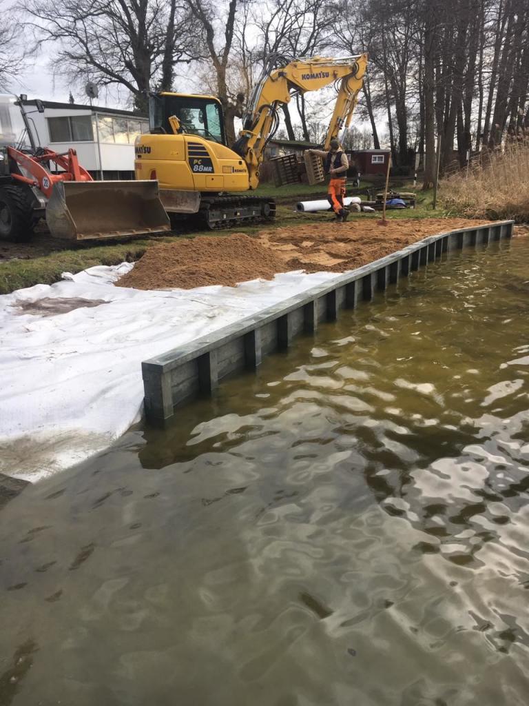 Uferbefestigung mit Spundwänden